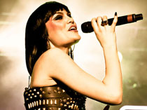 Jessie J tabs