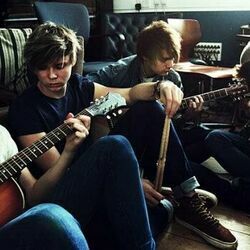Stay Acoustic by 5 Seconds Of Summer
