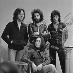 Man With A Mission Chords by 10cc