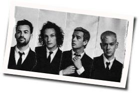 Sincerity Is Scary Bass tabs by The 1975