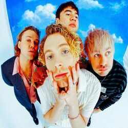 Carousel Bass tabs by 5 Seconds Of Summer