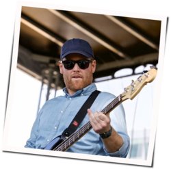 Bury Me Anywhere Else Chords by Aaron West And The Roaring Twenties