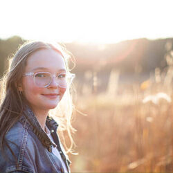 Abby Hubbard chords for Holly