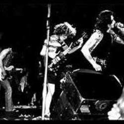 Beating Around The Bush Bass tabs by AC/DC