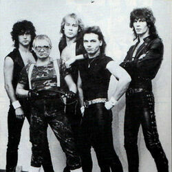 Feelings Chords by Accept