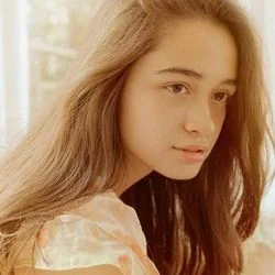 Paraluman Tab by Adie