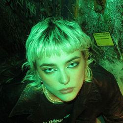 Sad Drunk Chords by Agnes Hartwich