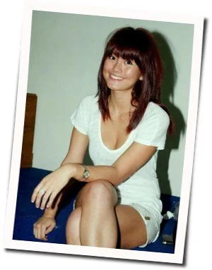 Pernikahan Dini Chords by Agnes Monica