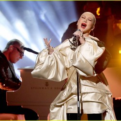 Fall On Me Chords by Christina Aguilera