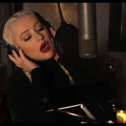 Haunted Heart Bass Tab by Christina Aguilera
