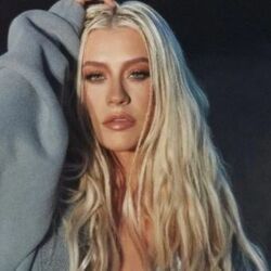 No Es Que Te Extrañe Chords by Christina Aguilera