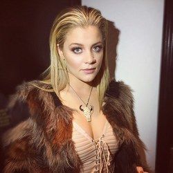 Somebody Elses Problem Chords by Lauren Alaina