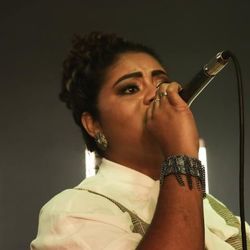 Só O Senhor É Deus Chords by Aline Ramos