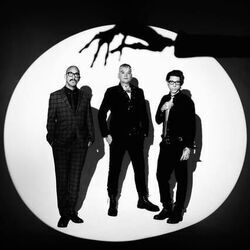 Broken Down In A Time Machine Chords by Alkaline Trio
