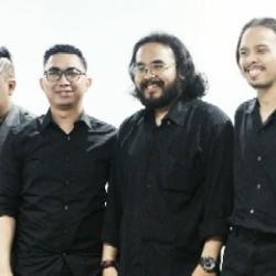 Terpisah Waktu Chords by Altz Band