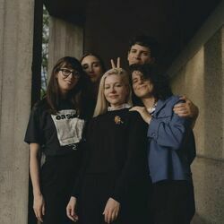 Belinda Says Chords by Alvvays