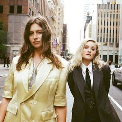 Dead On The Beach Chords by Aly & Aj