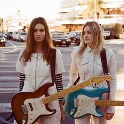Joan Of Arc On The Dance Floor Chords by Aly & Aj