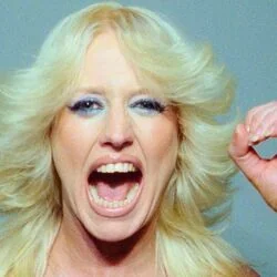 Jerkin Bass Tab by Amyl And The Sniffers