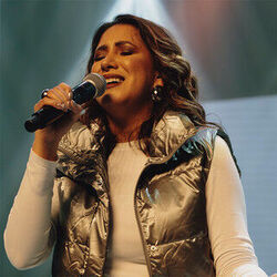 Santo Pra Sempre Chords by Ana Nóbrega