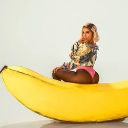 Banana  Chords by Anitta