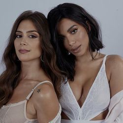 Jacuzzi (part. Greeicy) Chords by Anitta