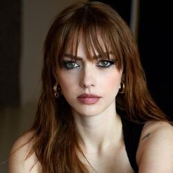 Emanuela by Annalisa