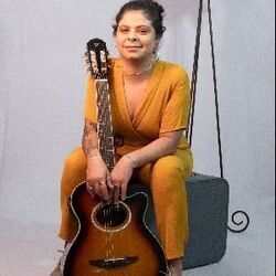 Anne Chaves chords for Calma