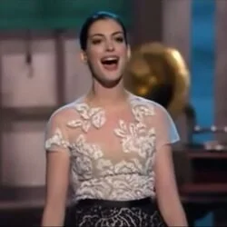 She's Me Pal Chords by Anne Hathaway