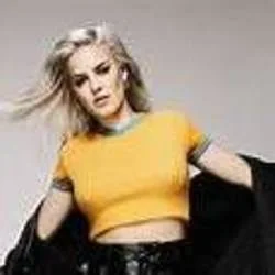 2002 (Ver2) Chords by Anne-Marie