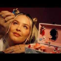 Never Loved Anyone Before Chords by Anne-Marie