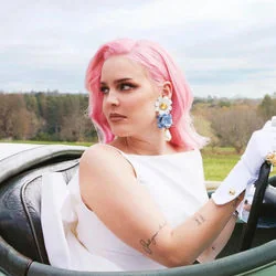 Our Song (Ver2) Tab by Anne-Marie