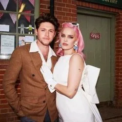 Our Song (Ver3) Tab by Anne-Marie
