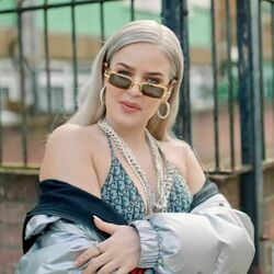 2002  Chords by Anne-Marie