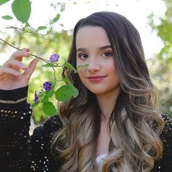 Ordinary Girl Chords by Annie Leblanc