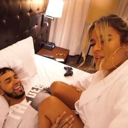 Secreto (part. Karol G) Chords by Anuel AA