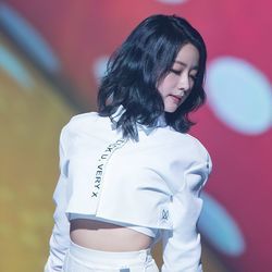 Eung Eung Chords by APink