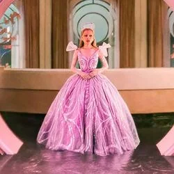 The Girl In The Bubble Chords by Ariana Grande