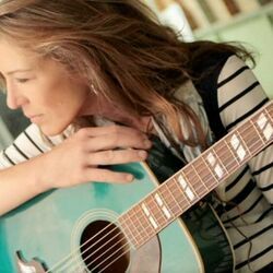 Feel Like Falling Chords by Ashley Cleveland