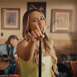 State I'm In Chords by Ashley Cooke