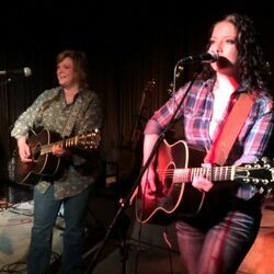 Cornbread Wedding Cake Live Chords by Ashley McBryde