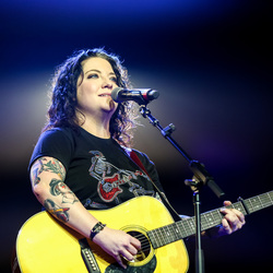 Lindeville by Ashley McBryde