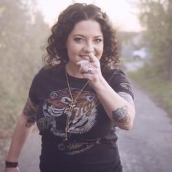Marlboro Man Chords by Ashley McBryde