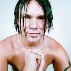 Heart-shaped Box Chords by Ashton Irwin