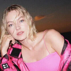 Fuck Off Chords by Astrid S