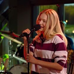 Nanana Chords by Astrid S