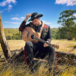 Aunty Donna. Joe Kosky chords for Hit and run