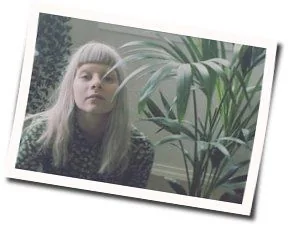Gentle Earthquakes Chords by AURORA