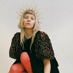 The Woman I Am Chords by AURORA