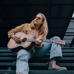 I Made The Bed Chords by Austin Mackay